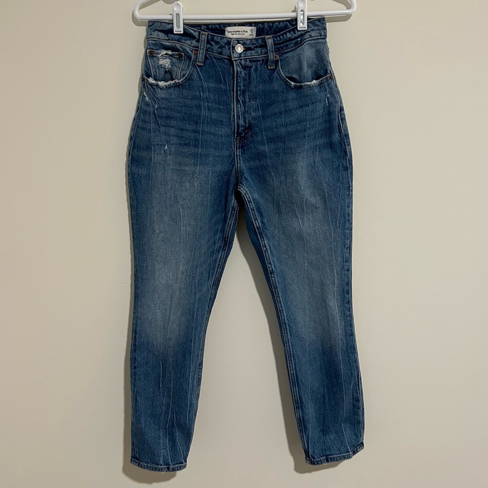 Abercrombie and Fitch Curve Love High Rise Mom Jeans - Picture 2 of 7